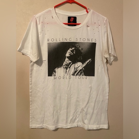 Rolling Stones distressed Tshirt size medium - Picture 1 of 5